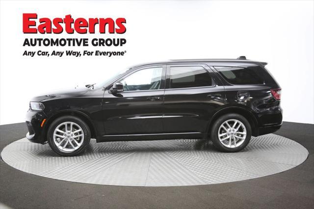 Photo of 2022 DB Black Clearcoat Dodge Durango