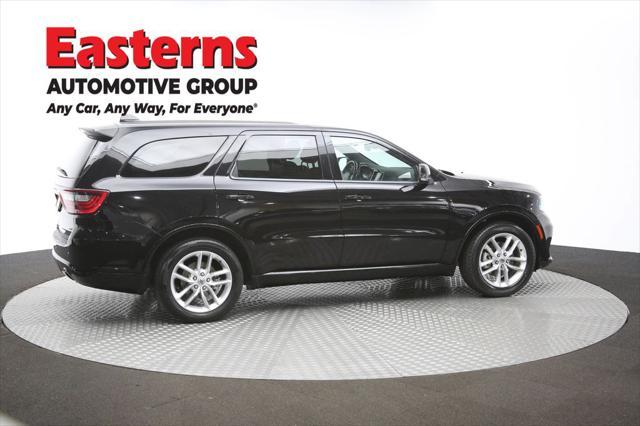 Photo of 2022 DB Black Clearcoat Dodge Durango
