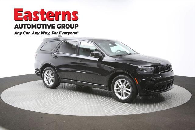 Photo of 2022 DB Black Clearcoat Dodge Durango