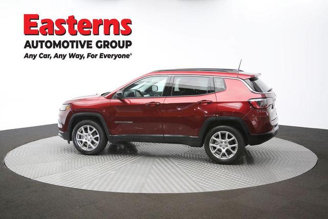 Photo of 2022 Velvet Red Pearlcoat Jeep Compass