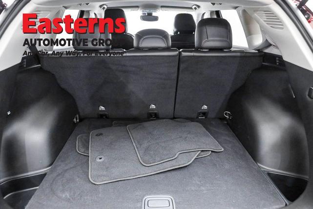 Photo of 2022 Velvet Red Pearlcoat Jeep Compass