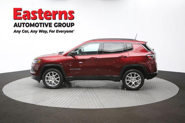 Photo of 2022 Velvet Red Pearlcoat Jeep Compass