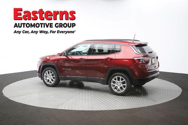 Photo of 2022 Velvet Red Pearlcoat Jeep Compass