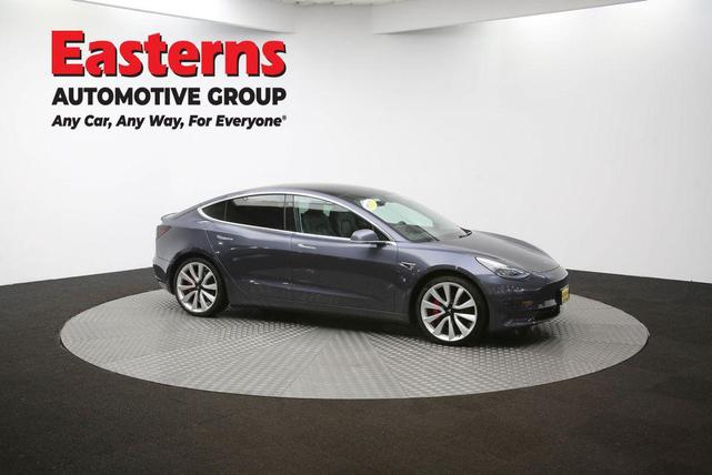 Photo of 2019 Gray Tesla Model 3