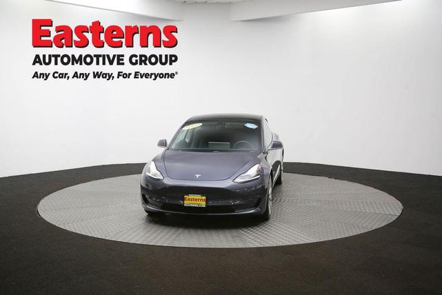 Photo of 2019 Gray Tesla Model 3