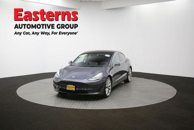Photo of 2019 Gray Tesla Model 3