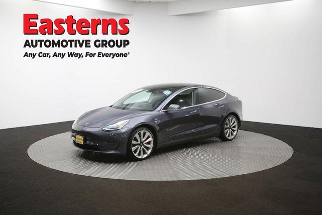 Photo of 2019 Gray Tesla Model 3