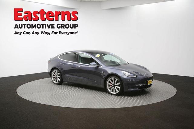 Photo of 2019 Gray Tesla Model 3