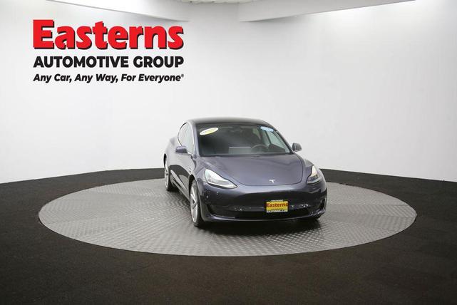 Photo of 2019 Gray Tesla Model 3