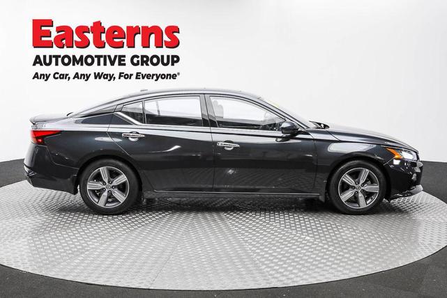 Photo of 2022 Storm Blue Metallic Nissan Altima