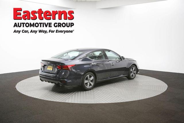 Photo of 2022 Storm Blue Metallic Nissan Altima
