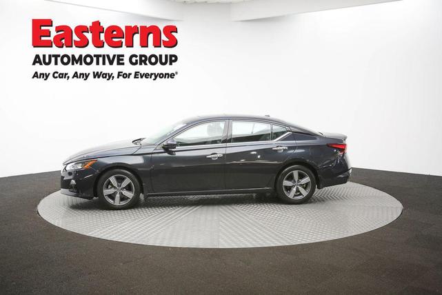 Photo of 2022 Storm Blue Metallic Nissan Altima