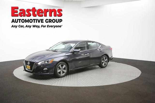 Photo of 2022 Storm Blue Metallic Nissan Altima