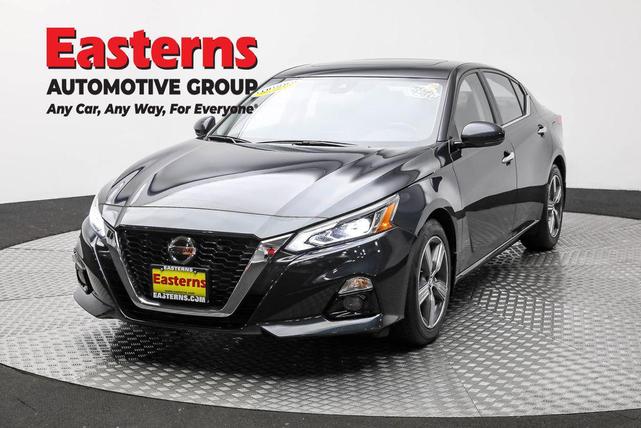Photo of 2022 Storm Blue Metallic Nissan Altima