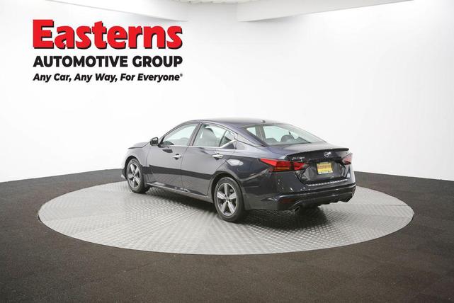 Photo of 2022 Storm Blue Metallic Nissan Altima