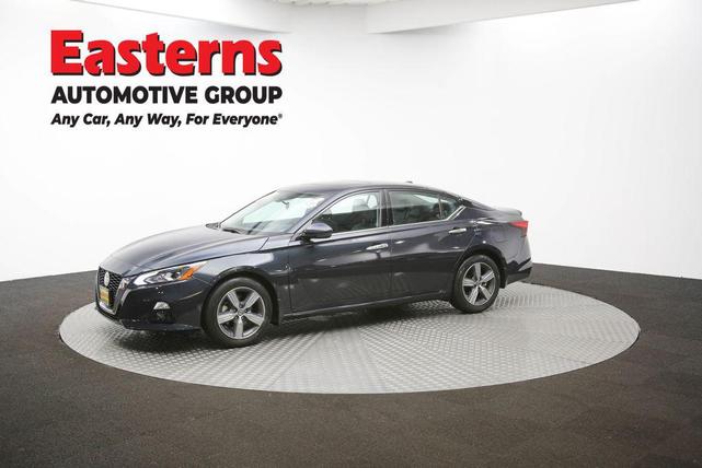 Photo of 2022 Storm Blue Metallic Nissan Altima