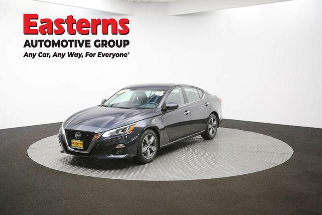 Photo of 2022 Storm Blue Metallic Nissan Altima