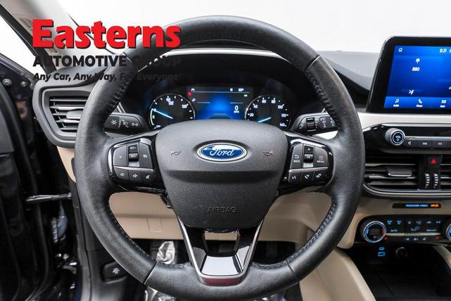 Photo of 2021 ANTIMATTER BLUE Ford Escape