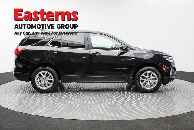 Photo of 2023 Mosaic Black Metallic Chevrolet Equinox