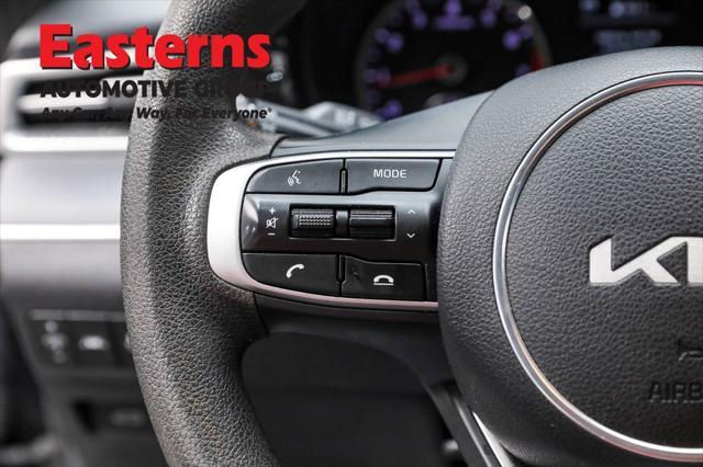 Photo of 2023 Ebony Black Kia K5