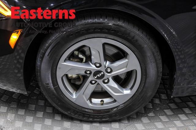 Photo of 2023 Ebony Black Kia K5