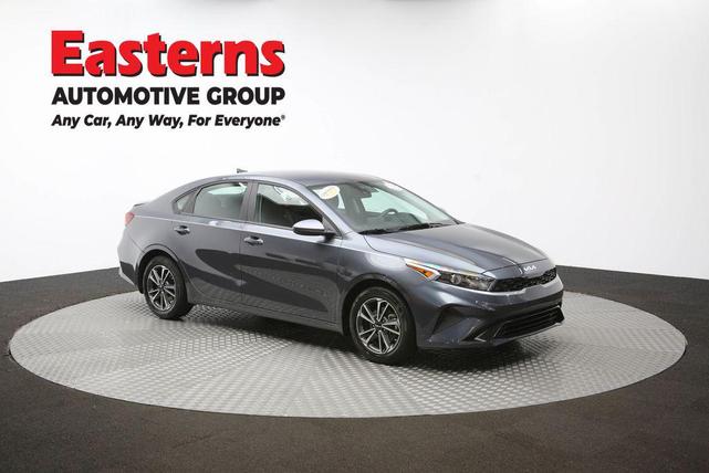 Photo of 2024 Gravity Gray Kia Forte
