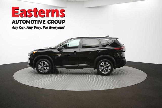 Photo of 2022 Super Black Nissan Rogue
