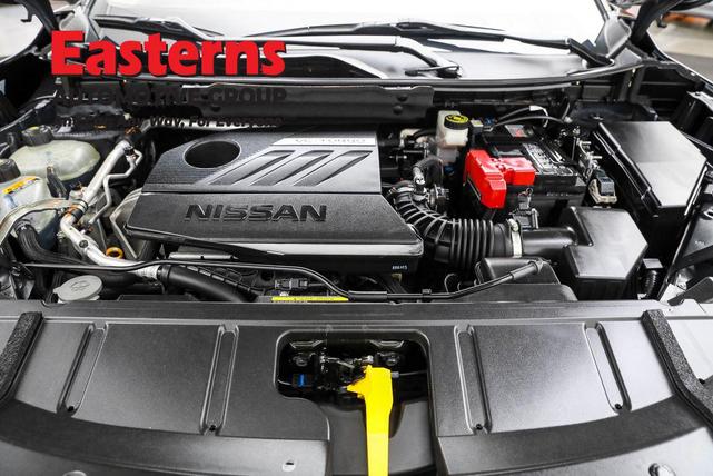 Photo of 2022 Super Black Nissan Rogue