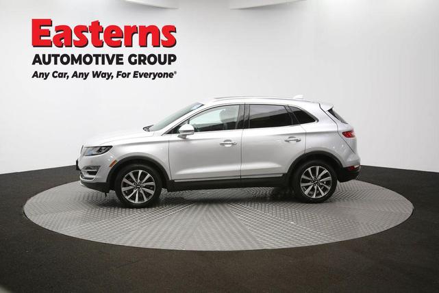 Photo of 2019 INGOT SILVER METALLIC Lincoln MKC
