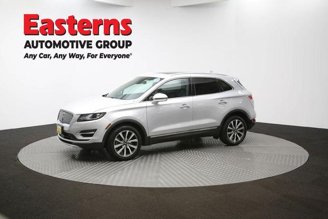 Photo of 2019 INGOT SILVER METALLIC Lincoln MKC