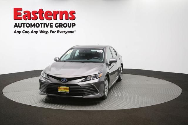 Photo of 2023 Predawn Gray Mica Toyota Camry