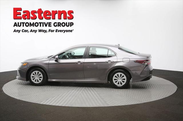 Photo of 2023 Predawn Gray Mica Toyota Camry
