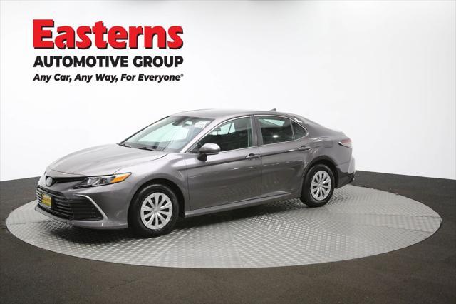 Photo of 2023 Predawn Gray Mica Toyota Camry