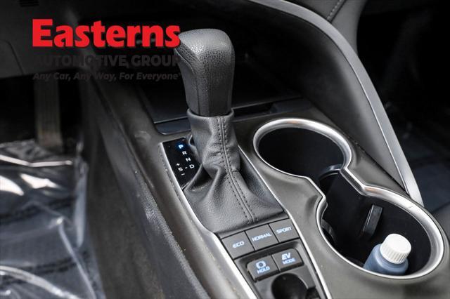 Photo of 2023 Predawn Gray Mica Toyota Camry
