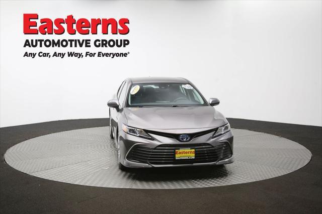 Photo of 2023 Predawn Gray Mica Toyota Camry