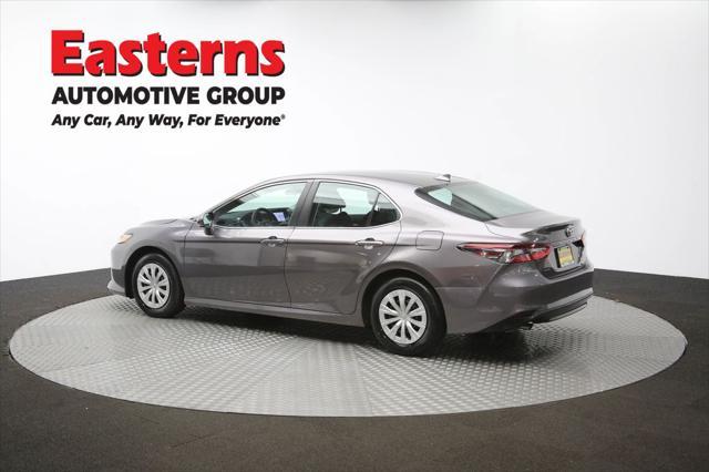 Photo of 2023 Predawn Gray Mica Toyota Camry