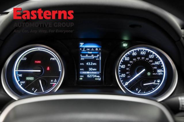 Photo of 2023 Predawn Gray Mica Toyota Camry