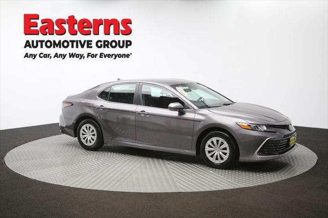 Photo of 2023 Predawn Gray Mica Toyota Camry