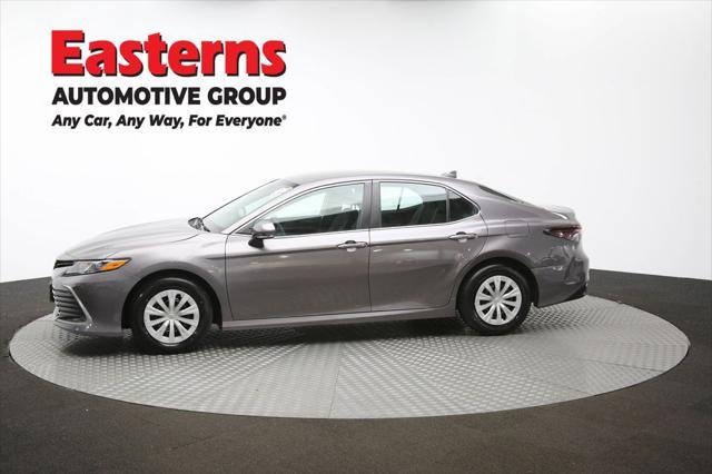 Photo of 2023 Predawn Gray Mica Toyota Camry