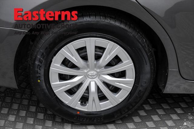 Photo of 2023 Predawn Gray Mica Toyota Camry
