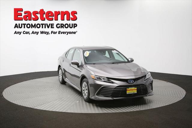 Photo of 2023 Predawn Gray Mica Toyota Camry