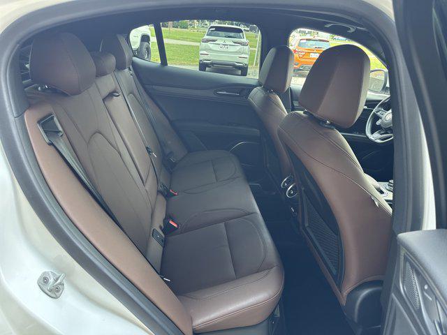 Photo of 2022 Alfa White Alfa Romeo Stelvio