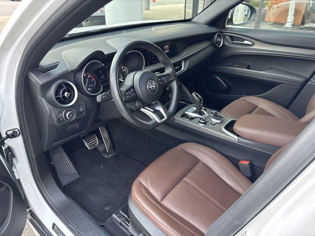 Photo of 2022 Alfa White Alfa Romeo Stelvio