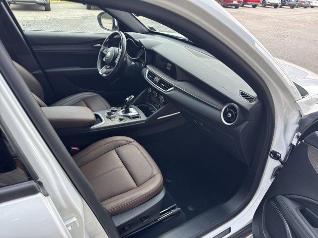 Photo of 2022 Alfa White Alfa Romeo Stelvio