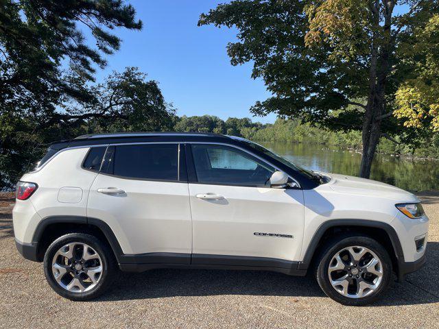 Photo of 2018 Pearl White Tri-Coat Jeep Compass
