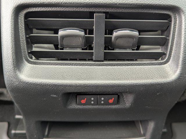 Photo of 2021 Gray Ford Edge