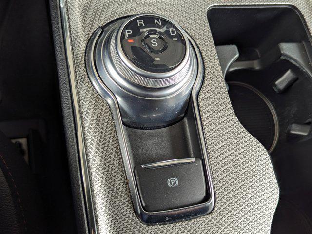 Photo of 2021 Gray Ford Edge
