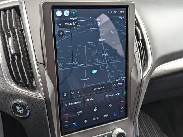 Photo of 2021 Gray Ford Edge