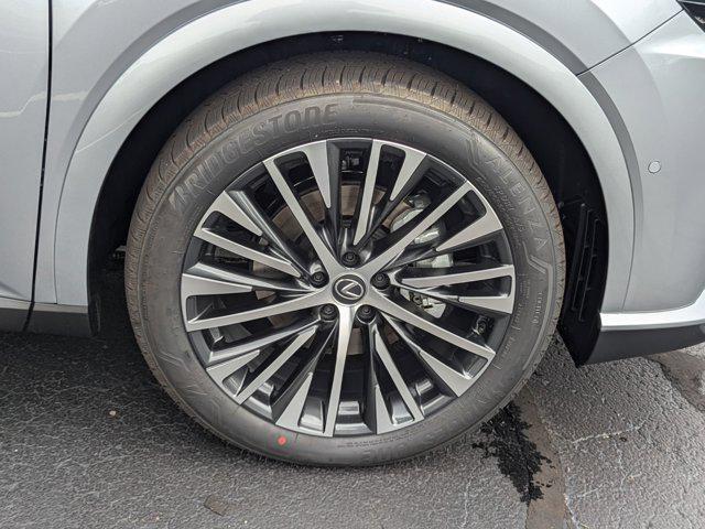 Photo of 2025 Iridium Lexus RX 350