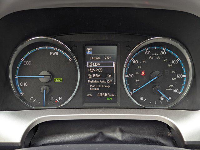 Photo of 2018 Blizzard Pearl Toyota RAV4 Hybrid